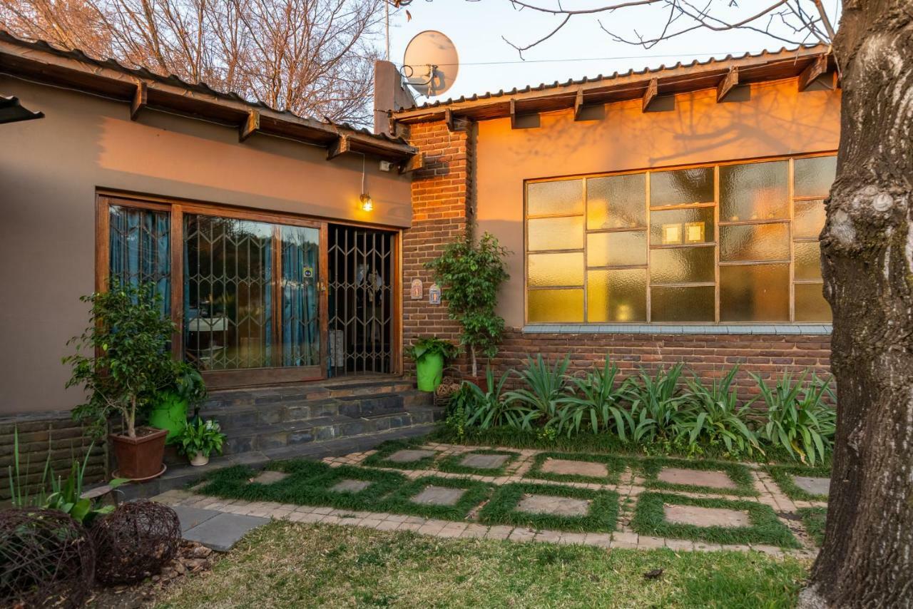 Aberfeldy Bed & Breakfast Midrand Eksteriør bilde
